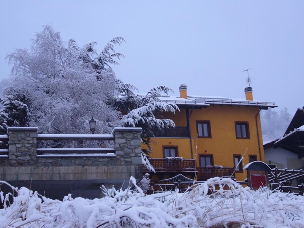 La Maison Du Bon Megnadzo Doues Buitenkant foto